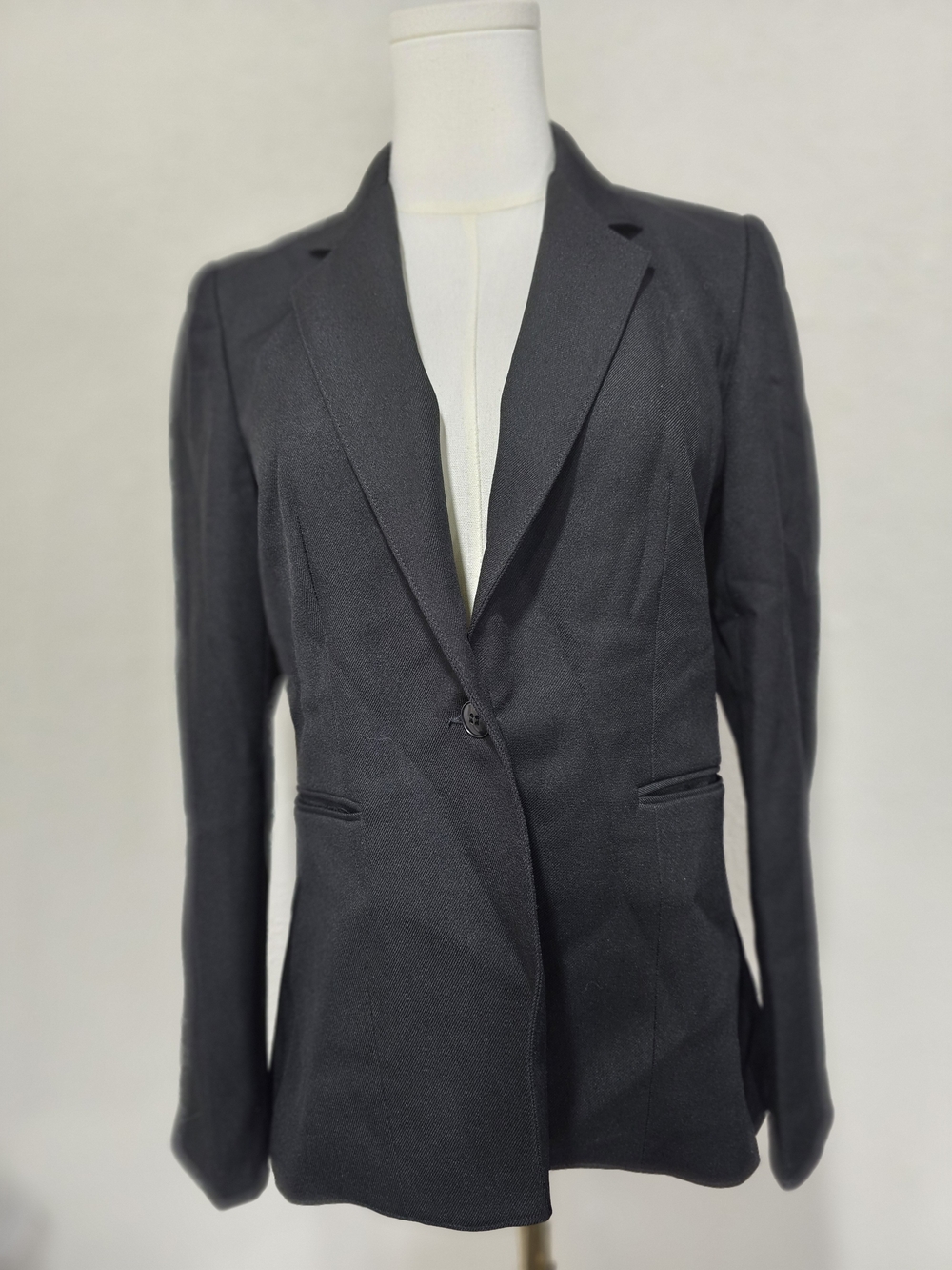 Classic Black Women's Tailored Blazer By LEVI STRAUSS Size 8